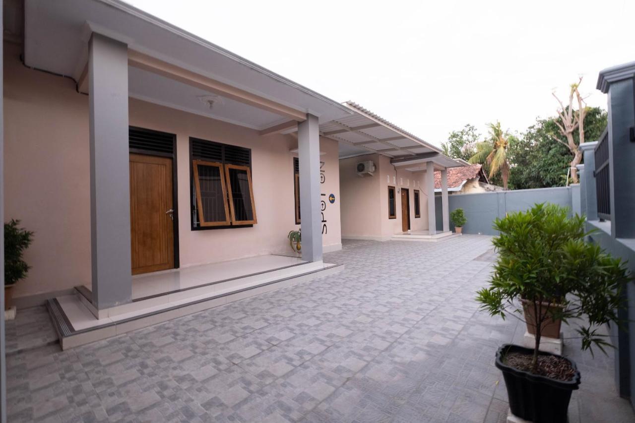 Spot On 1784 Tnc Residence Syariah Mataram Exterior photo